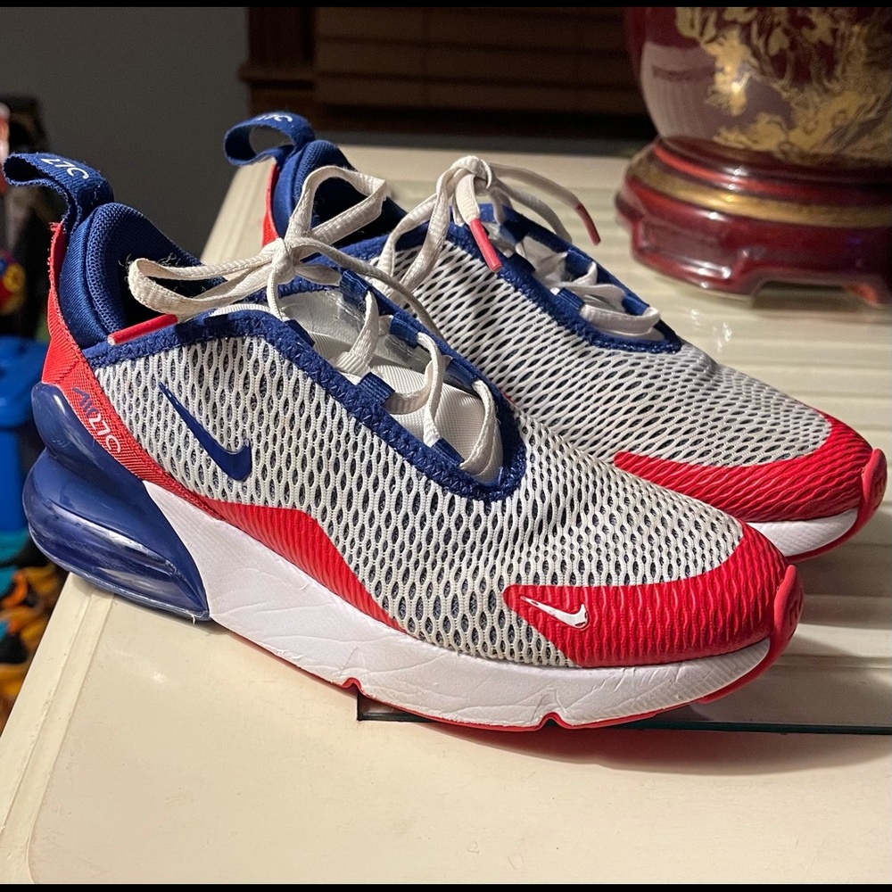 Nike Air Max 270